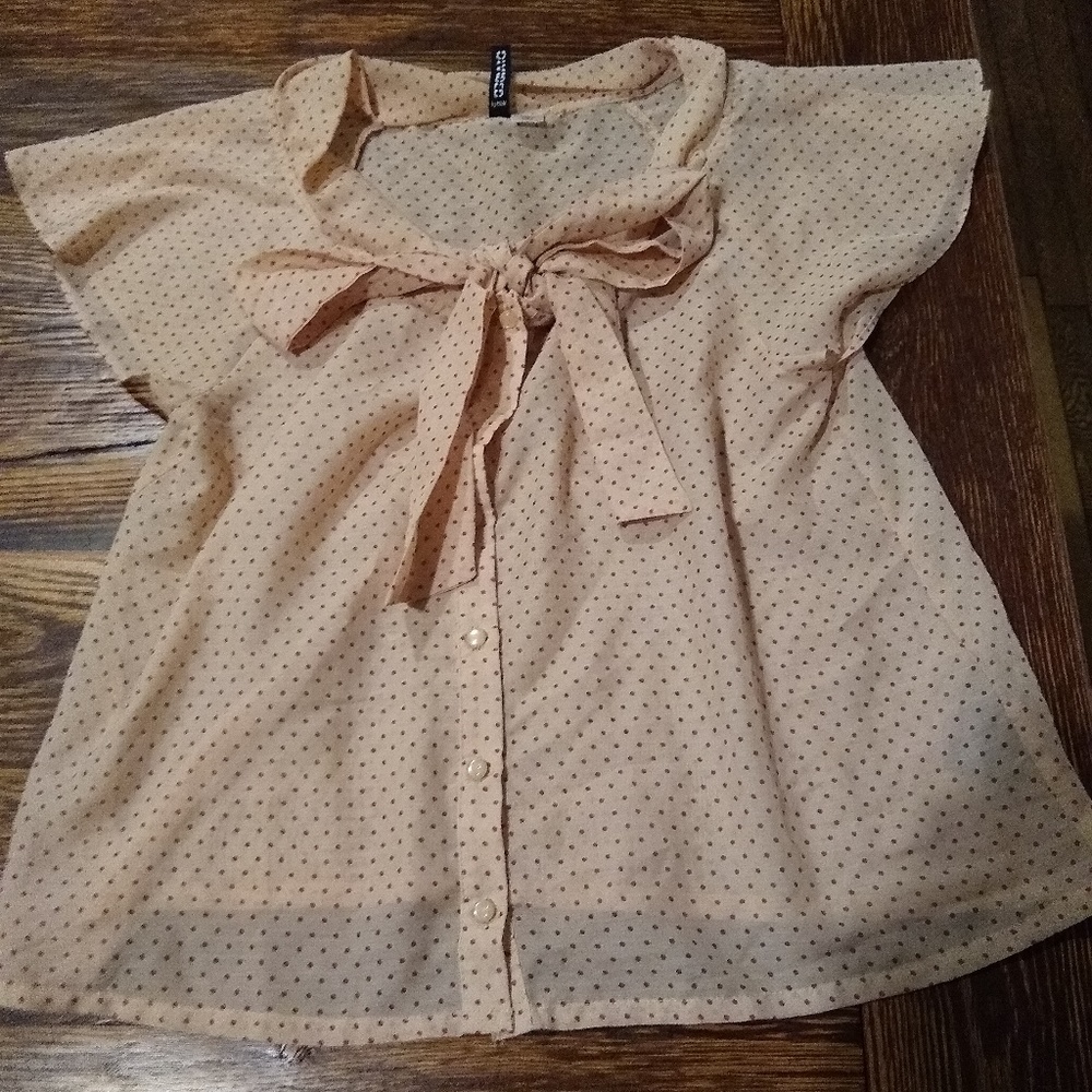 Cute H&M Shirt Sz 38